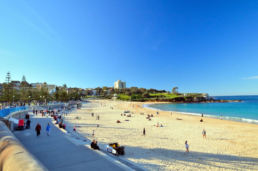 cheap hotel in Coogee