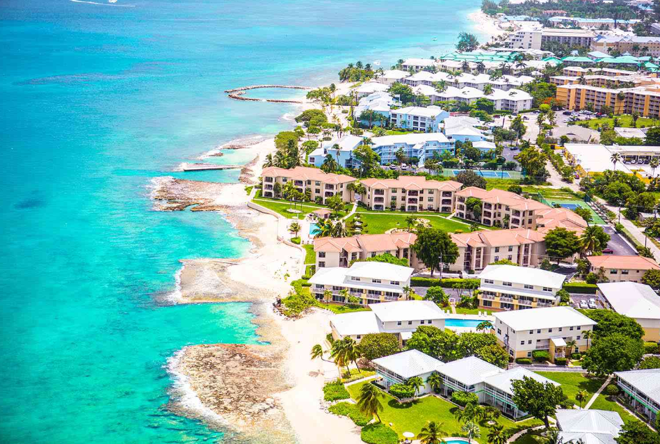Explore Paradise at a Grand Cayman Island Resort